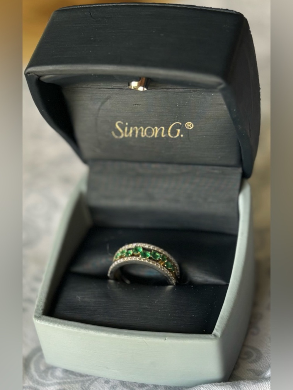 Simon G Tempera 18K Two-Tone Gold Natural Emerald Diamond Halo Ring 7.5 w/ Box - Picture 2 of 7